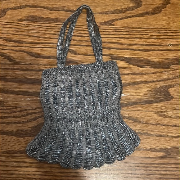 Gray / Silver Beaded Handbag with Magnetic Snap Closure - Picture 4 of 8